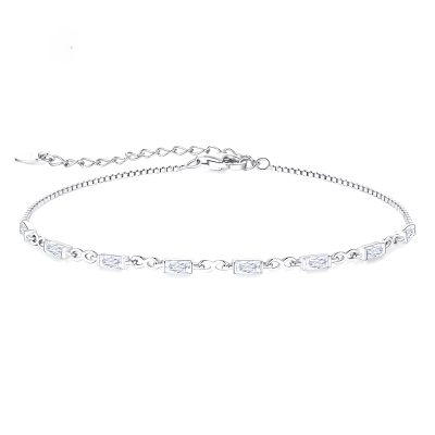 Silver Plated armband met infinity schakels en witte Swarovski